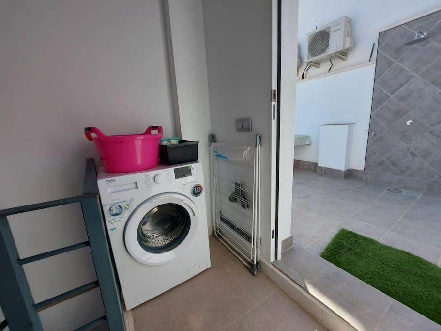 Casa De La Abuela Apartment Malaga Luaran gambar