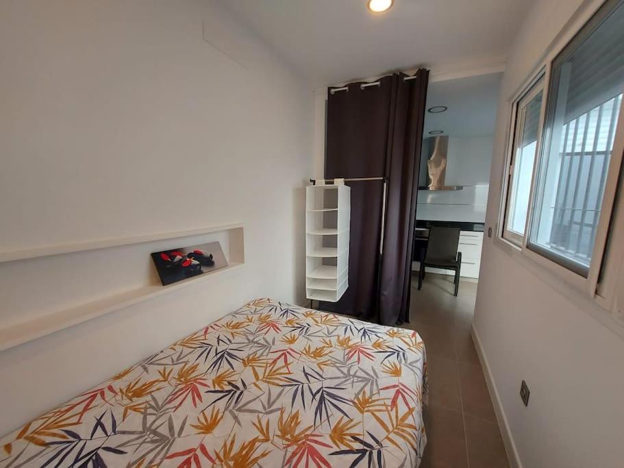 Casa De La Abuela Apartment Malaga Luaran gambar